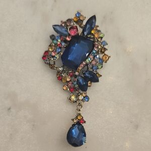 NWOT Aratta Genevive Pin